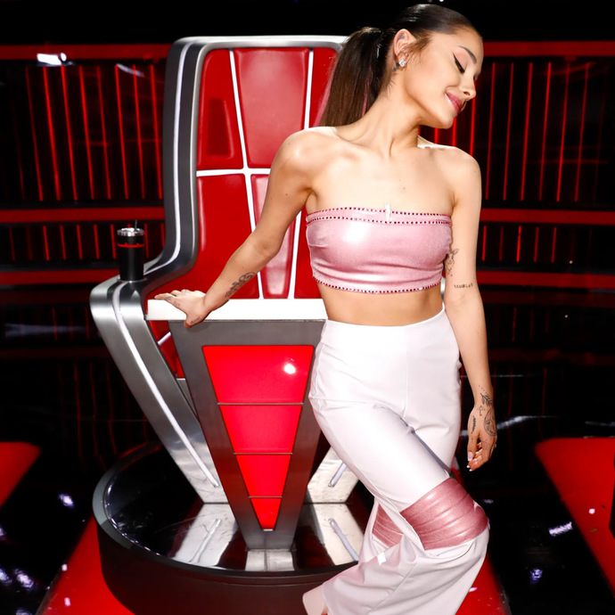 What’s your favorite Ariana Grande ‘Positions Era’ Outfit (part 11)?