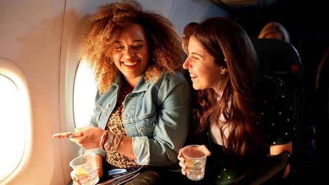 Is it fair for airlines to offer women an option not to sit next to a man on a plane but not give a man the option not to sit next to a woman?