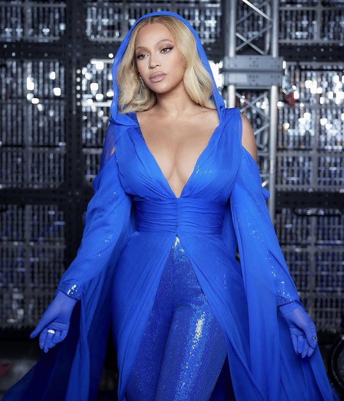 What’s your favorite Beyonce Renaissance Outfit (part 16 )?