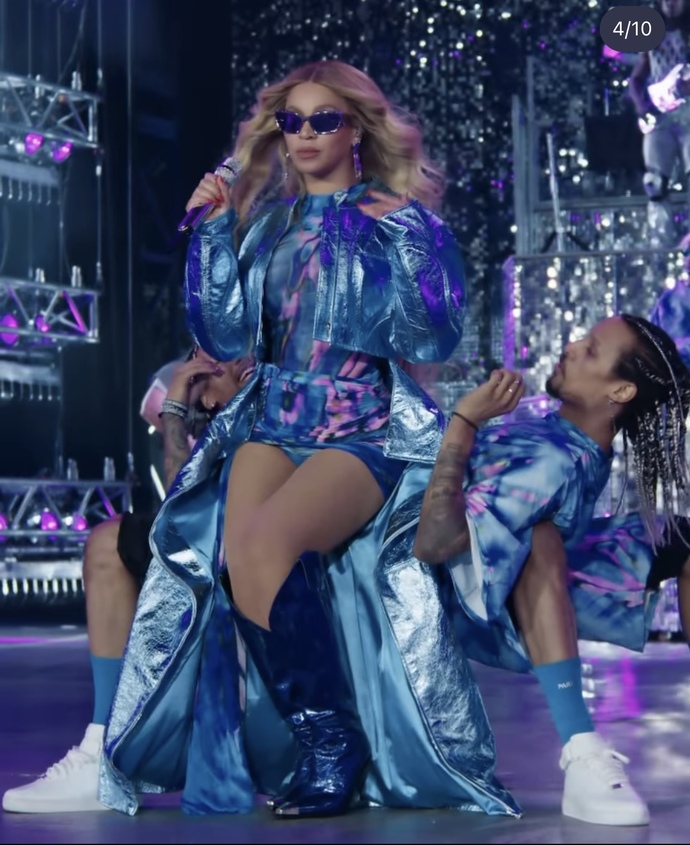 What’s your favorite Beyonce Renaissance Outfit (part 16 )?
