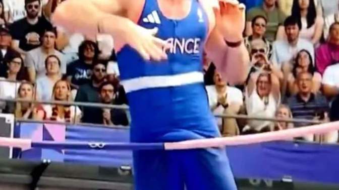 Imagine this was how your olympic gold medal dreams ended?