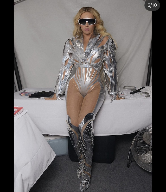 What’s your favorite Beyoncé Renaissance Outfit (part 19)?