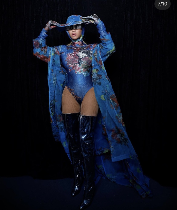 What’s your favorite Beyonce Renaissance Outfit (part 20)?