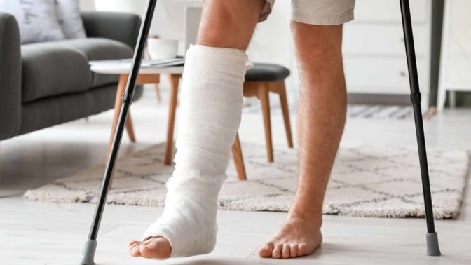 Do you have any original date ideas for someone on crutches?
