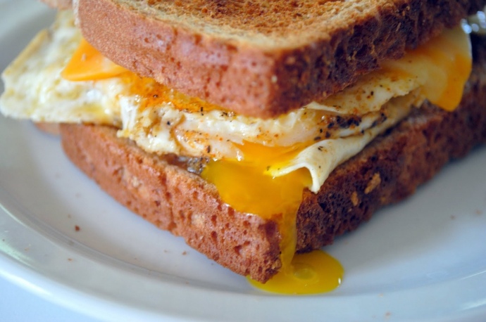 Are runny eggs allowed on an egg sandwich? 🥪 Or must they have hard yolks?
