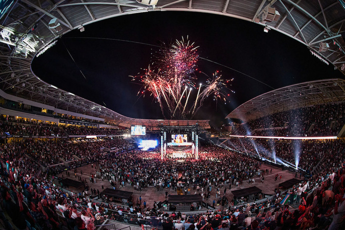 If y’all into performing, would you like to perform in a sold out packed stadium?