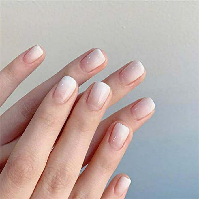 Guys, do you like long nails on a woman?