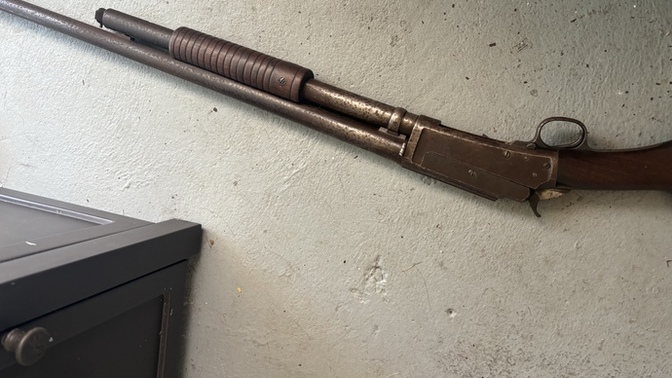 Anyone know about Old Pump Action Shotguns?