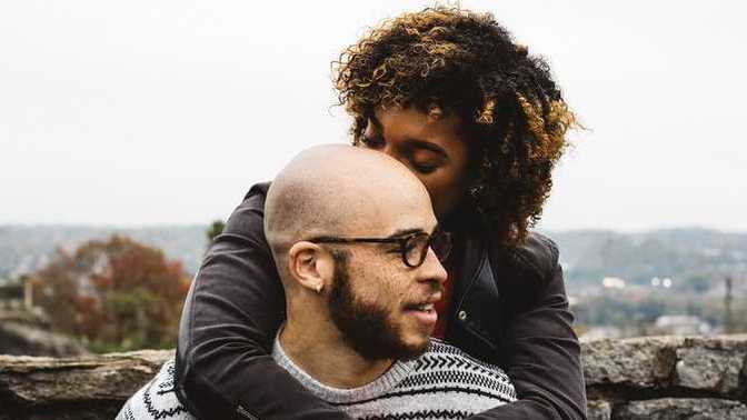 How can you tell if a guy is out of your league?