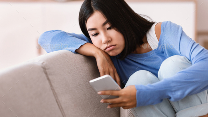 Do you ever respond to people you meet online that you are not physically attracted to?