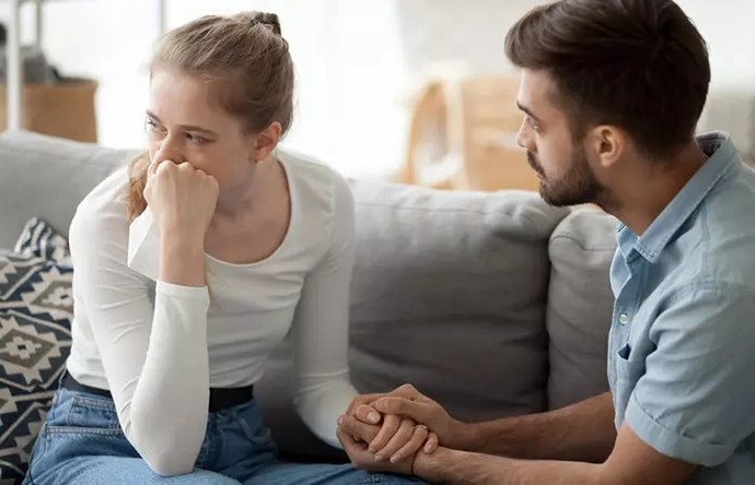 Do you think if you could read the mind of your partner, you would likely be hurt a lot?