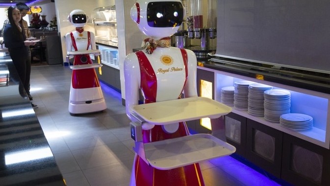 Should all the waitress jobs should be all replaced by self-serving robots?