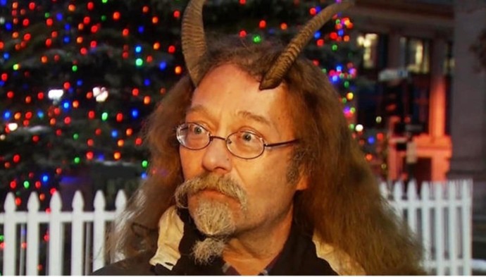 Would men be more attractive if they grew horns?