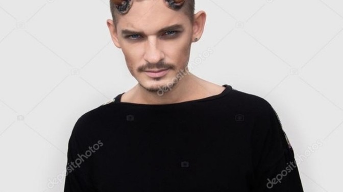 Would men be more attractive if they grew horns?