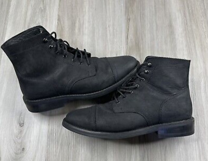 Girls, do you prefer shiny or matte shoes on a men?