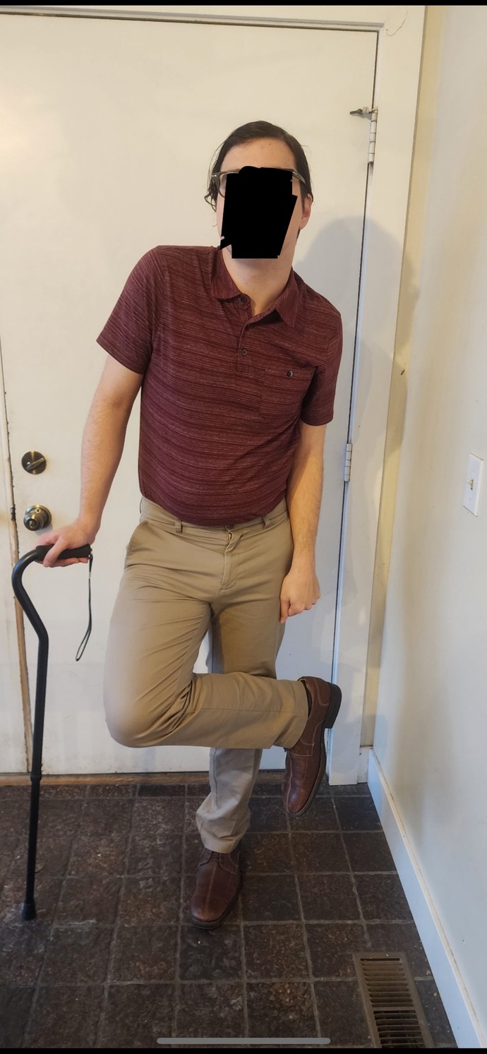 Girls, What do you think of a man who wears the same outfit?