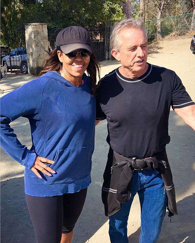 Should independent presidential candidate Robert F. Kennedy Jr. suspend his campaign and join forces with Trump?