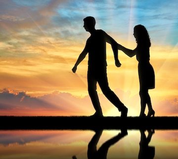 Who tries to go back to an ex more/stays stuck on them more? Men or women?