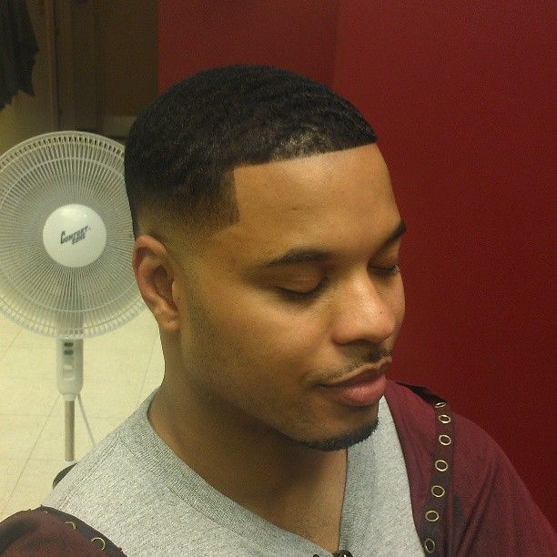 Girls, do you like guys who has a classic 90s look with the face with curls on top and shaved to the sides?