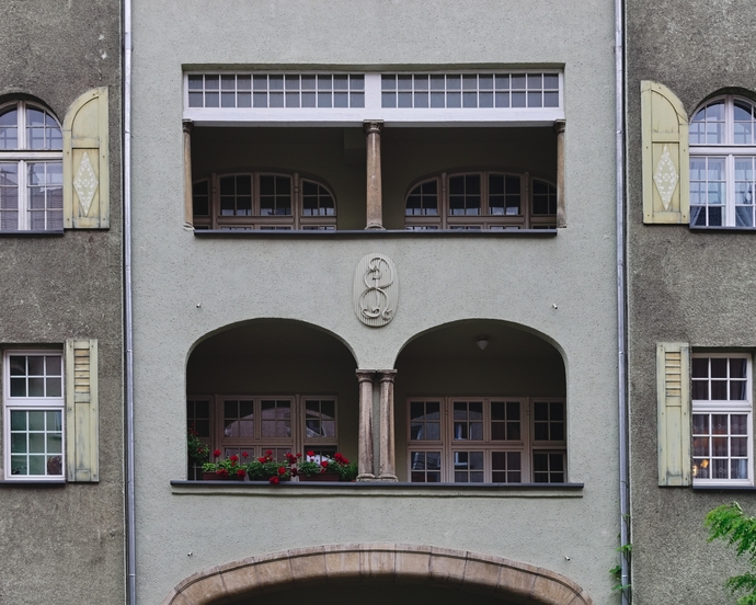 What kind of viewing platform does your building or house have?