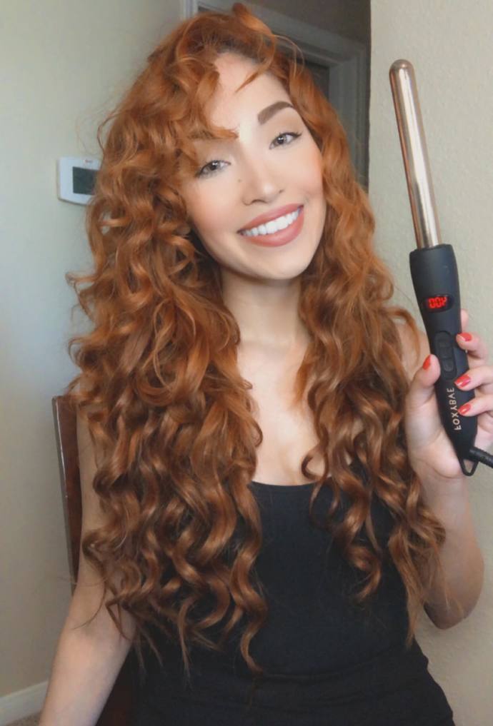 What curls would look best with this simple top?