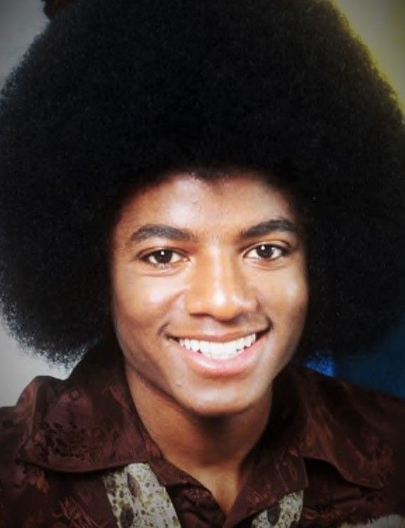 Girls, which guy’s smile do you like the most ?