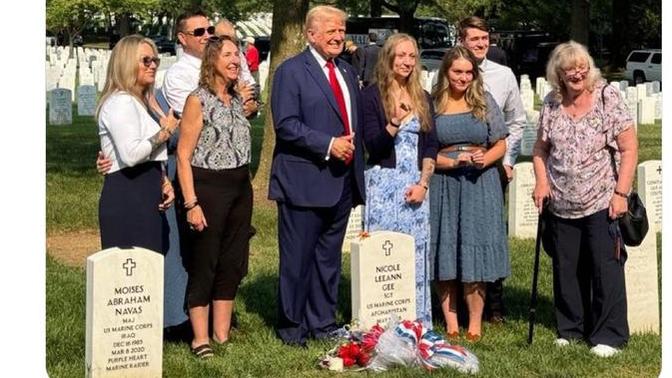Trumplicans and Republicans - How do you do "thumbs up" at a gravesite on hollowed ground (Arlington National Cemetery)?