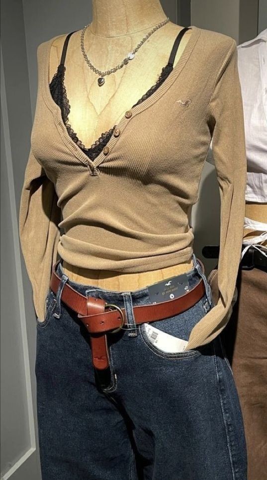 Do you think this outfit looks good?