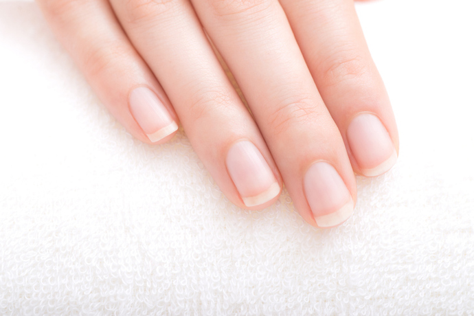 Do men care if woman has her nails done or men prefer women with natural nails?