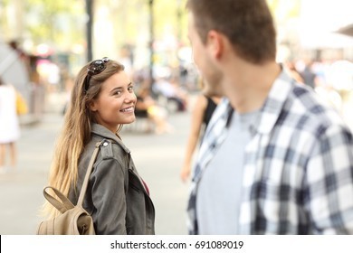 Whats the best way to approach somone familiar for the first time?