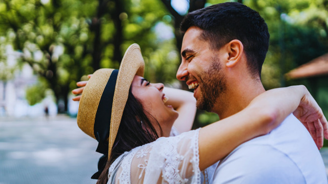 On a scale of 1 to 10, how important is having a similar sense of humor to you in a relationship?