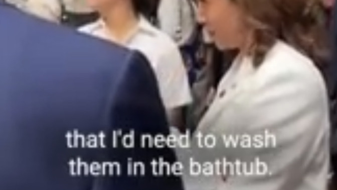 Do you find it disgusting to cook your food in a 🛁 bathtub?