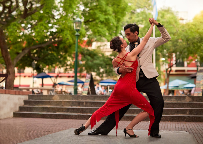 Guys, Why do men love Latinas so much?