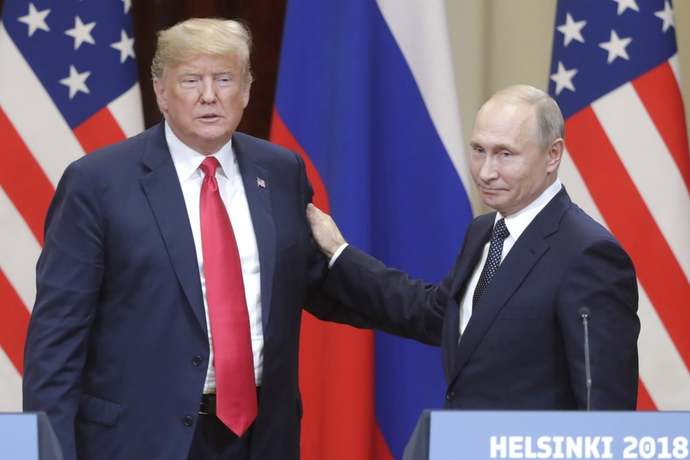 Which looks more like a strong leader?