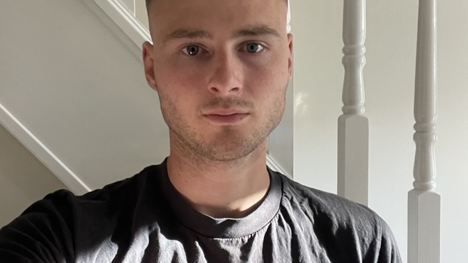 What hairstyle suit my face shape the best?