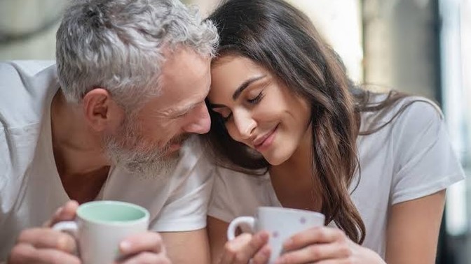 What is the ideal age difference for a romantic relationship?