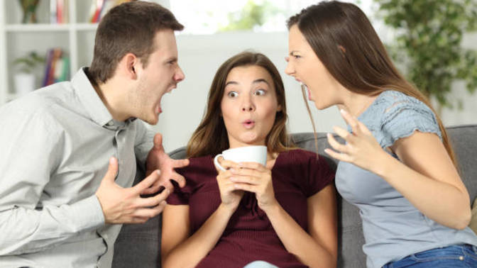 Is it ever okay to invite your ex over to something without consulting your current SO?