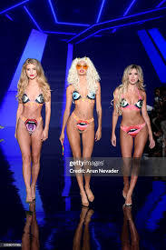 Guys, Do you Feel it is Okay to Put RISQUE Runway Models in a Public Spot with Kids about?