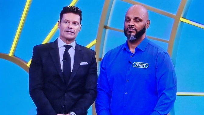 Did you catch Ryan Seacrest's "Wheel of Fortune" debut? What did you think?