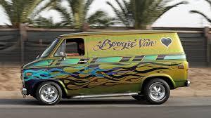 Are there any men who wear Vans?