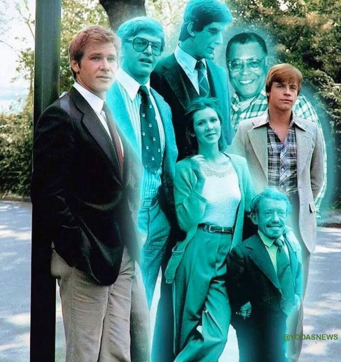 Star Wars fans, how does this picture make you feel?