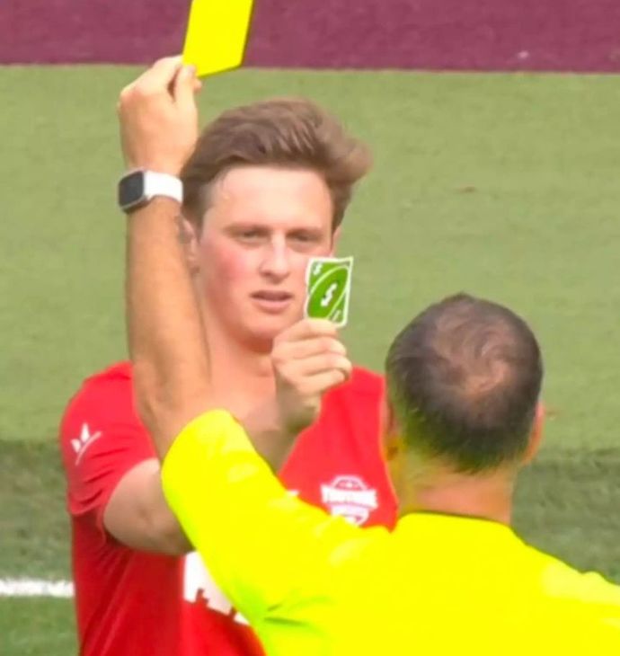 Max fosh uno reversing the ref