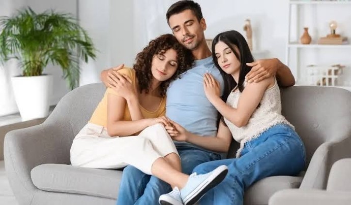 Have you ever encountered people who promote polyamory but still have the audacity to lecture others about traditional relationships?