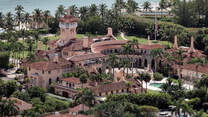 Would you like to see Mer-a-Largo turned into a museum where visitors can learn about the lavish lifestyle of one of Americas most controversial fig?