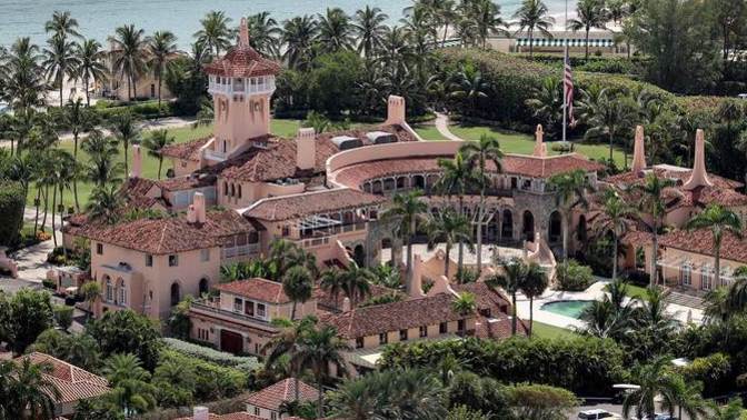 Would you like to see Mer-a-Largo turned into a museum where visitors can learn about the lavish lifestyle of one of America's most controversial fig?