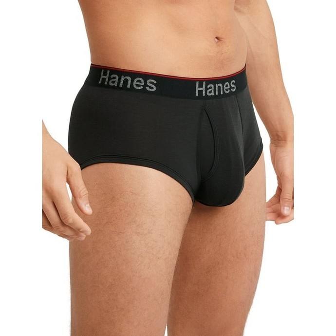 What type of underwear do women find attractive on their boyfriend?