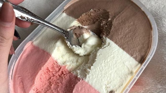 Neopolitan or Spumoni?