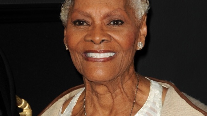 Is Dionne Warwick wrong in her guess that Beyoncé Knowles won't reach icon status?
