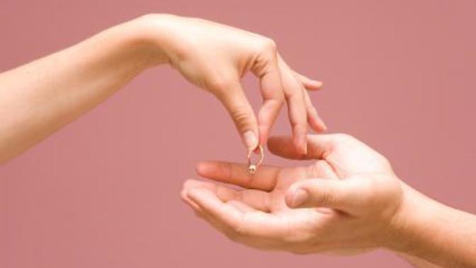 After breakup, do you ask your ex to bring back the gifts you bought them?
