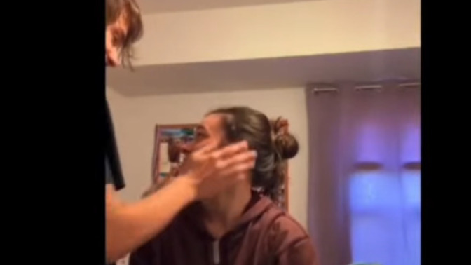 Do girlfriends like it when their partner gently touches their face?